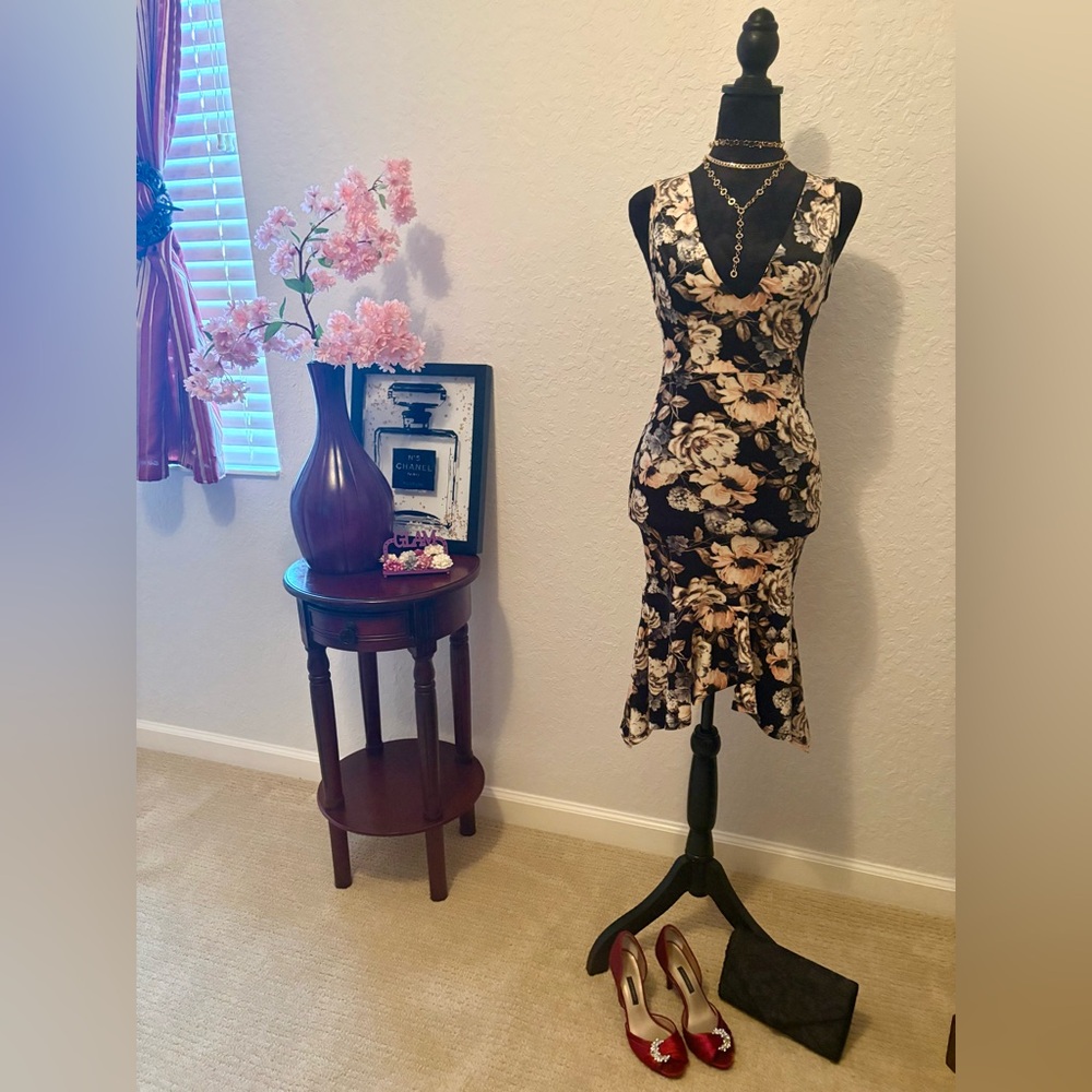 Floral Black and Cream Midi Asymmetrical Velvet Dress Size S